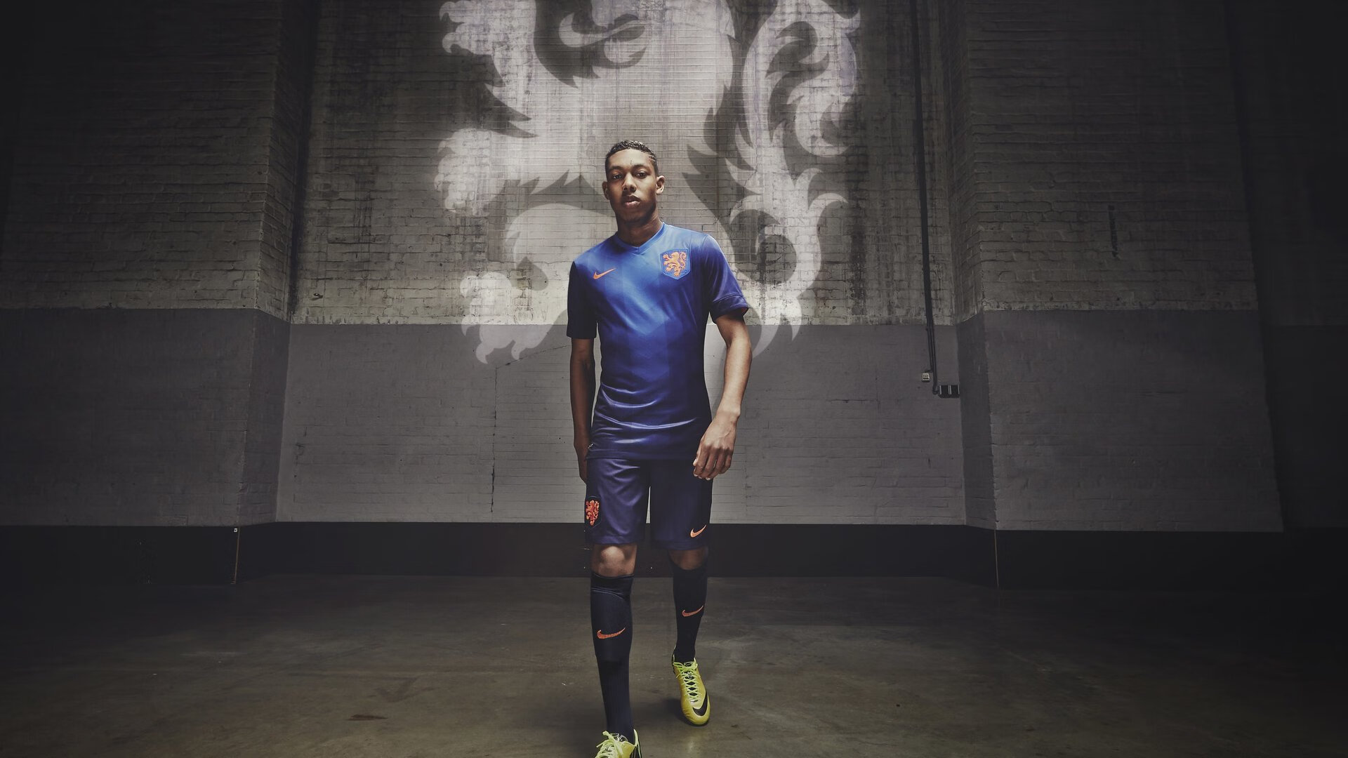 冠军教头独家专访，揭秘执教心得，冠军教头是什么意思